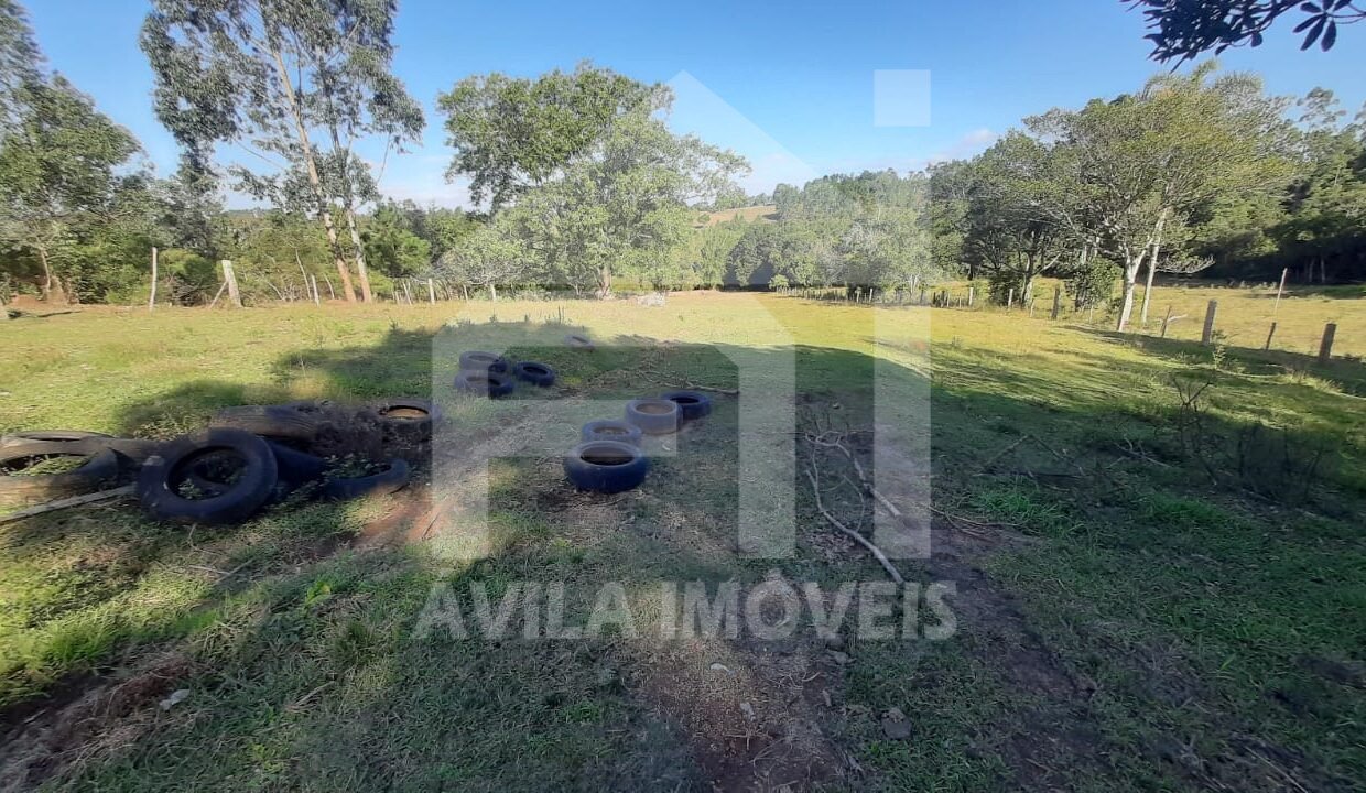 1333 (7)